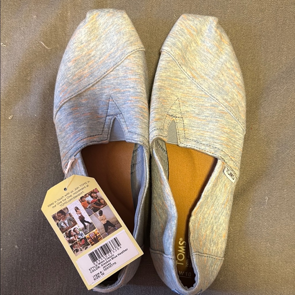 TOMS Heathered Gray Slip-On Shoes